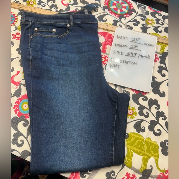 Torrid MidFit Slim Boot Super Soft Mid-Rise Jean - Picture 7 of 8